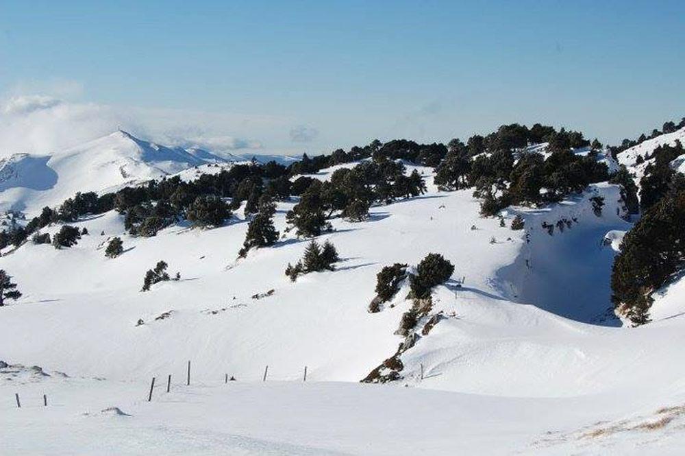 Ausblick vom Lift ins Skigebiet Monts Jura