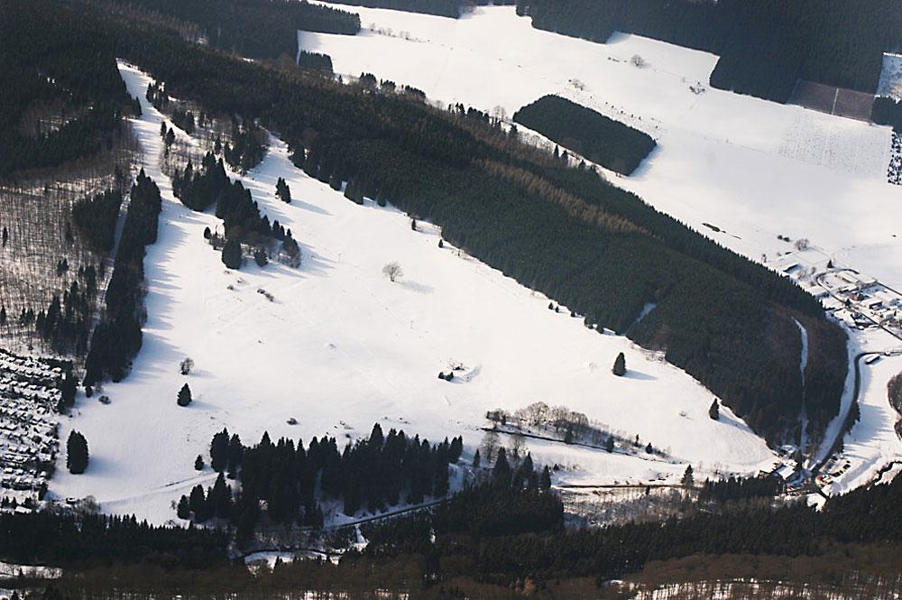 Luftaufnahme des Skigebiets