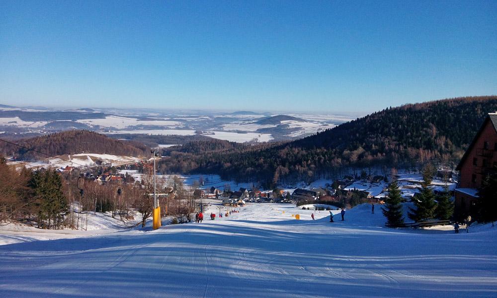Panoramablick vom Skigebiet Lausche