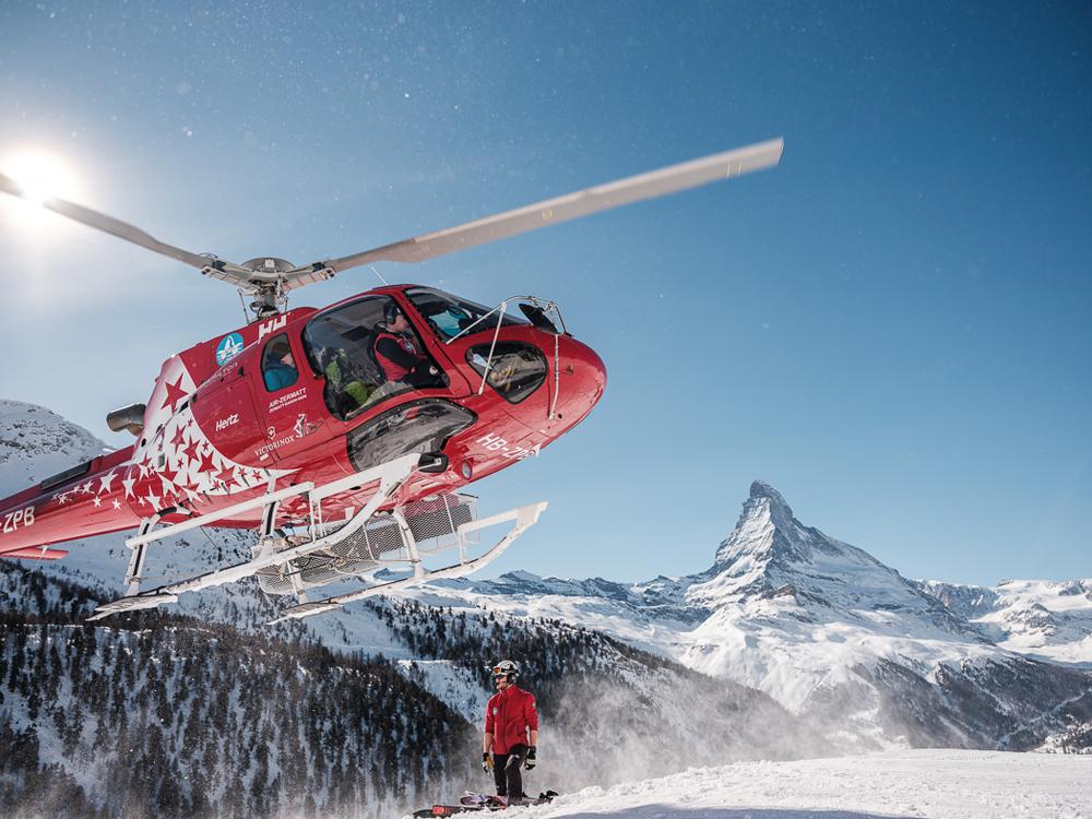 Helikopter der Air Zermatt