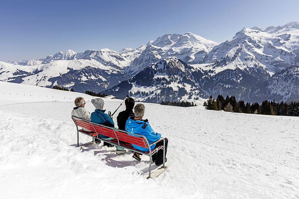 Verschnaufpause beim Winterwandern in der Skiregion Adelboden-Lenk