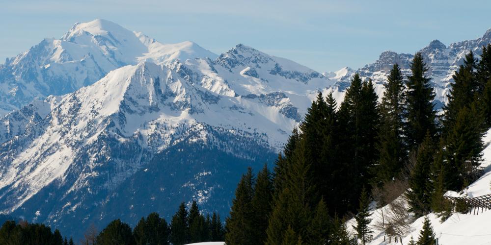 Sicht auf Mont Blanc vom Mountaintrain in Villars
