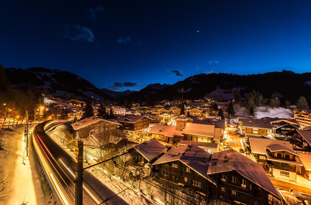 Gstaad bei Nacht