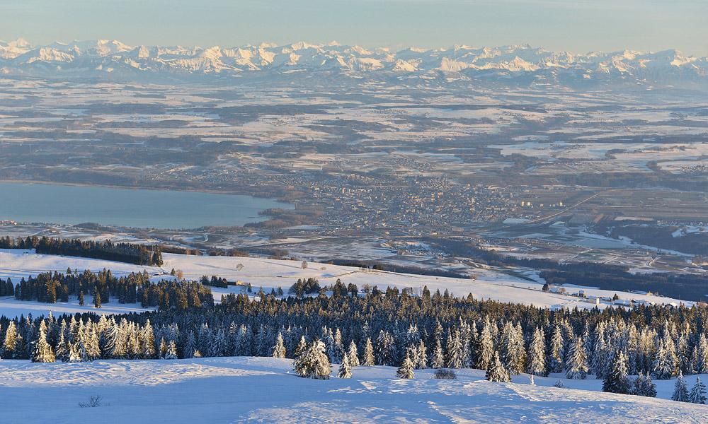 Panoramablick vom Skigebiet Sainte-Croix / Les Rasses