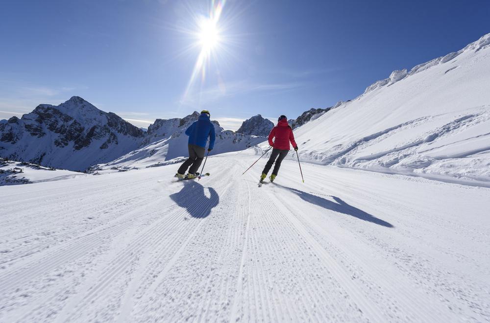 Skifahrer im Tannheimer Tal