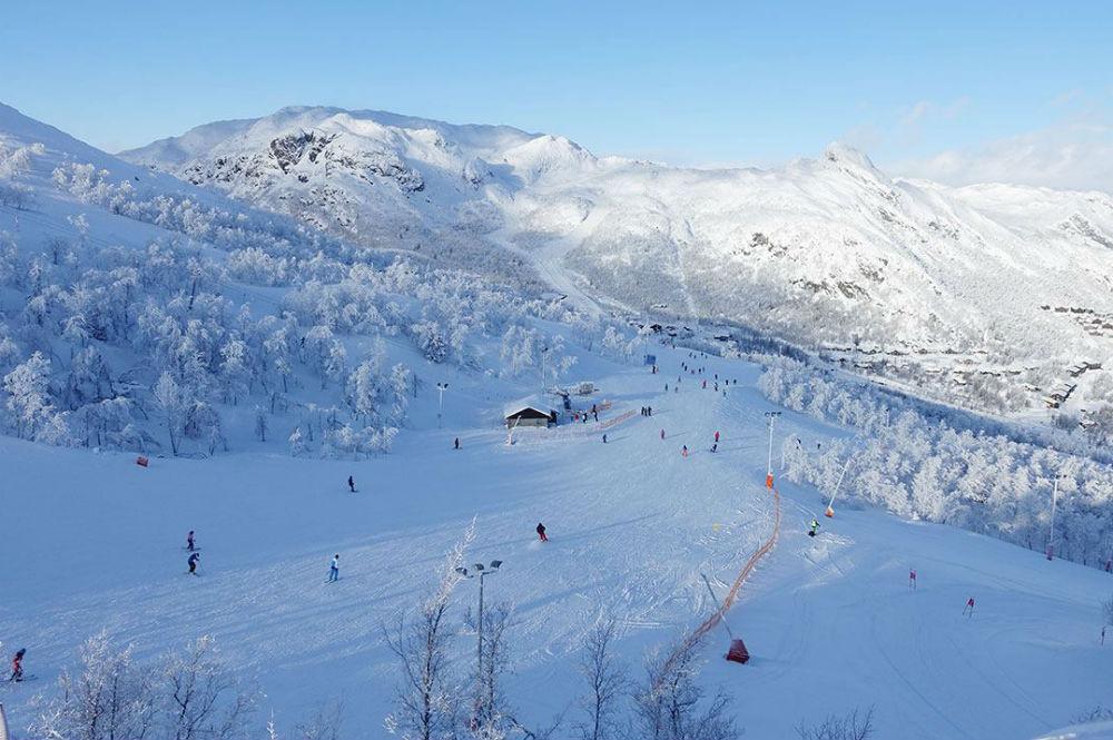 Blick auf die Pisten im Skigebiet Hemsedal Skicenter