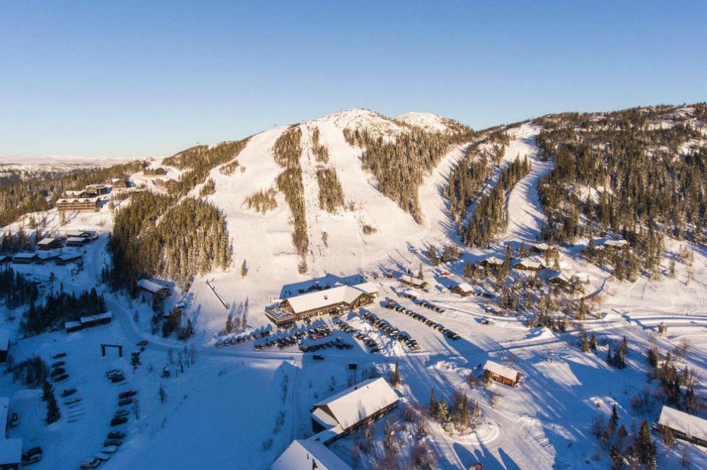 Das Skigebiet Gaustablikk Skisenter aus der Luft