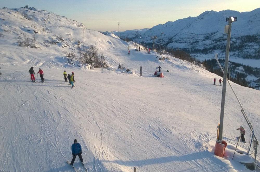 Blick auf die Pisten im Skigebiet Gaustablikk Skisenter
