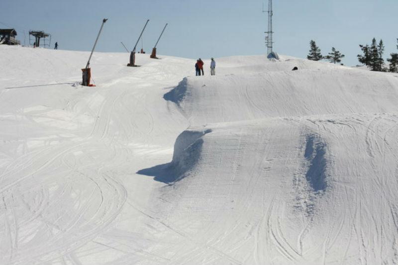 Der Snowpark im Skigebiet Gautefall Alpine Centre