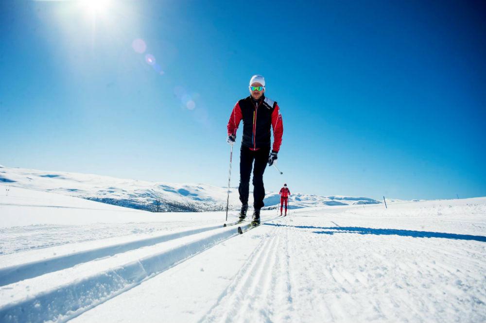 Langläufer im Skigebiet Hovden