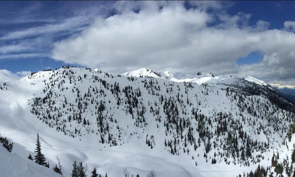 Berge im Skigebiet Kicking Horse in British Columbia