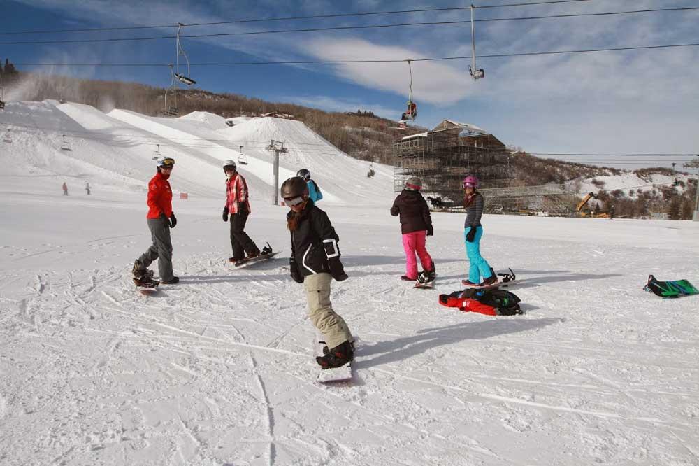 Gemeinsames Skilaufen in Buttermilk