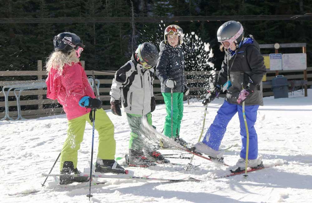 Kinderski im Skigebiet Red Lodge