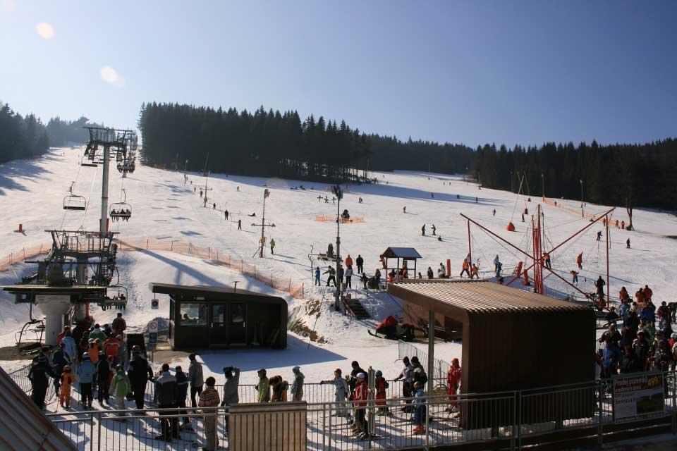 Talstation im Skigebiet Zadov - Churánov