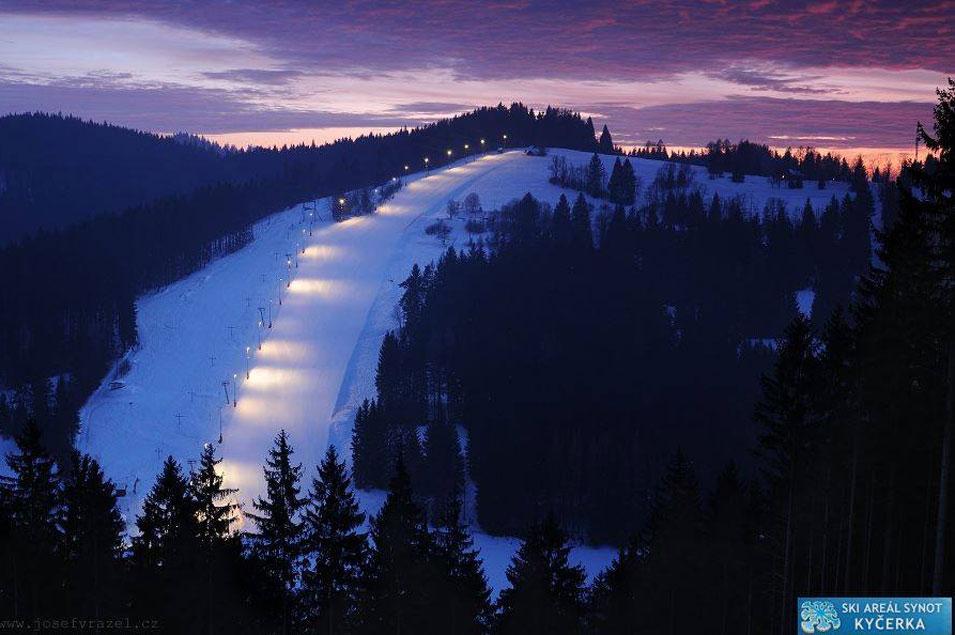 Nachtskipiste im Skiareal Synot - Kycerka