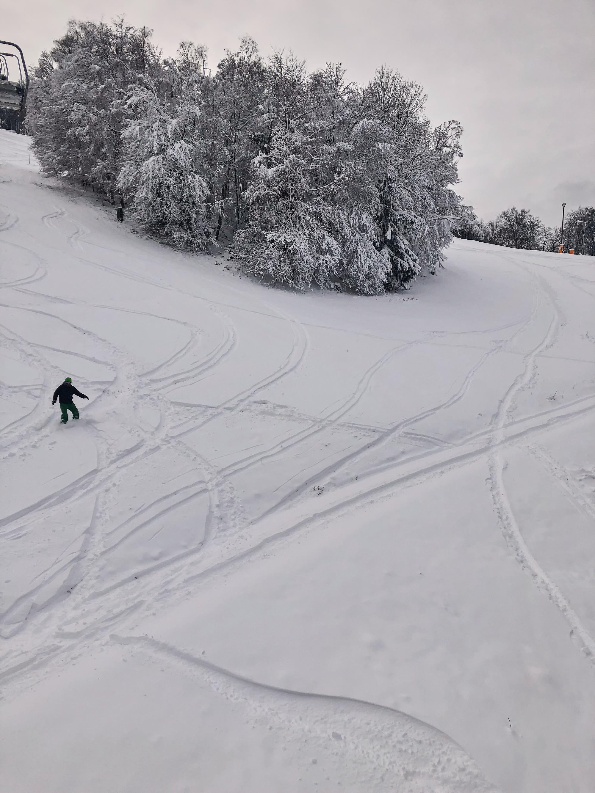 Snowboarder in Maribor Pohorje