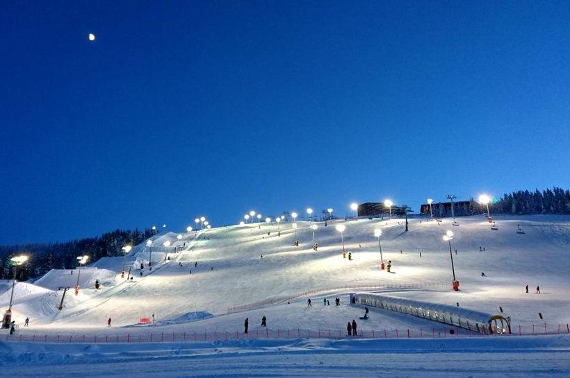 Nachttreiben im Skigebiet Ski Levi