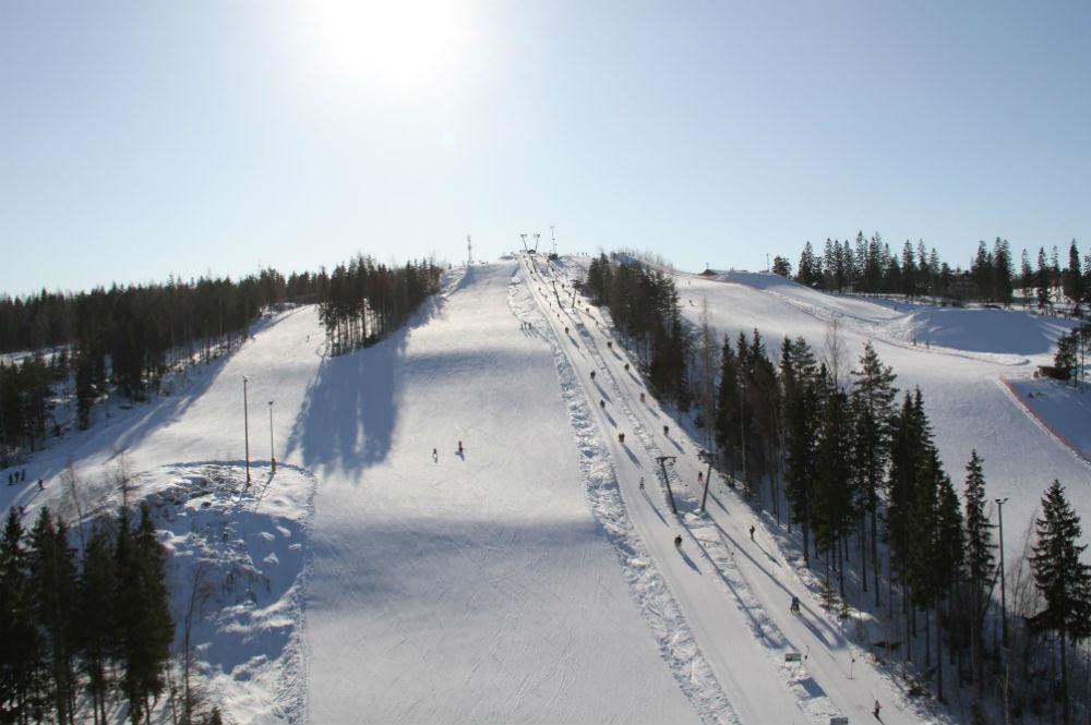 Breite Abfahrten im Skigebiet Sappee