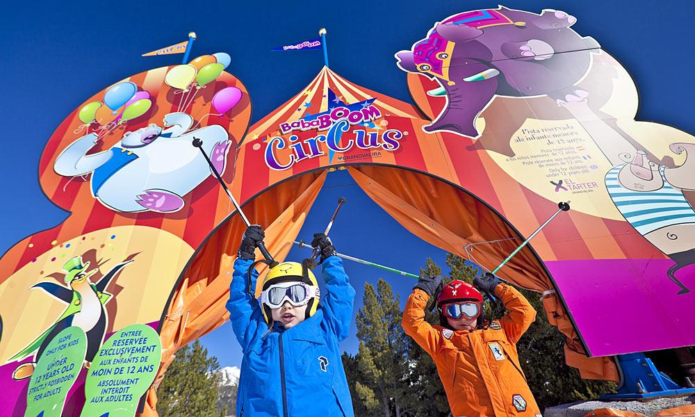 Spaß für Kinder im Bababoom Circus in El Tarter