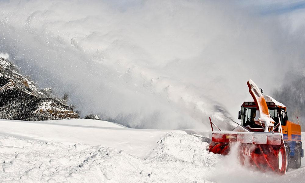 Schneefräse im Skigebiet Vallnord