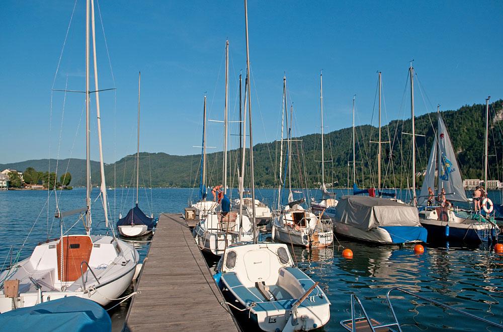 Boote auf dem Ossiacher See