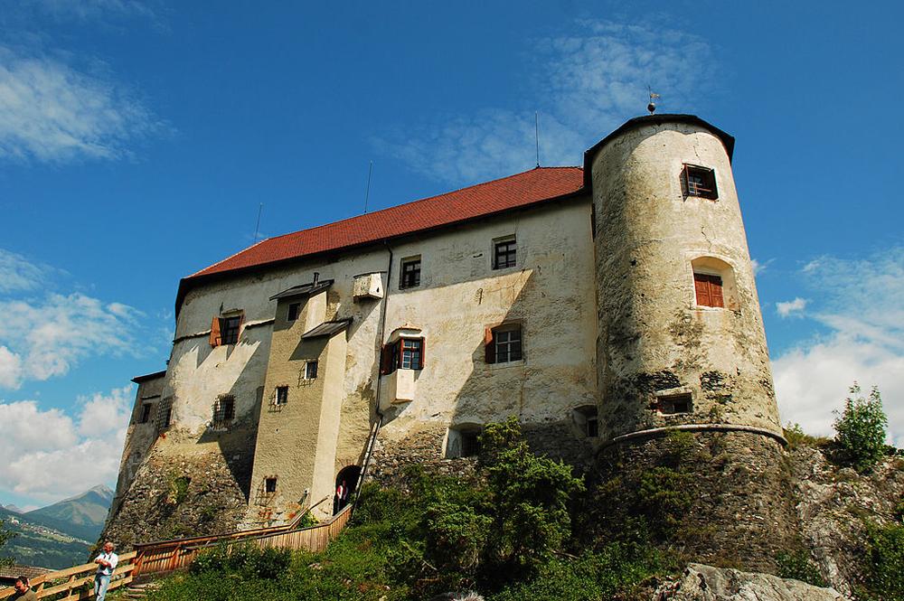 Schloss Rodeneck